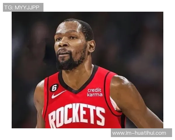 杜兰特关键时刻发威23投12中砍下28分助球队逆转取胜